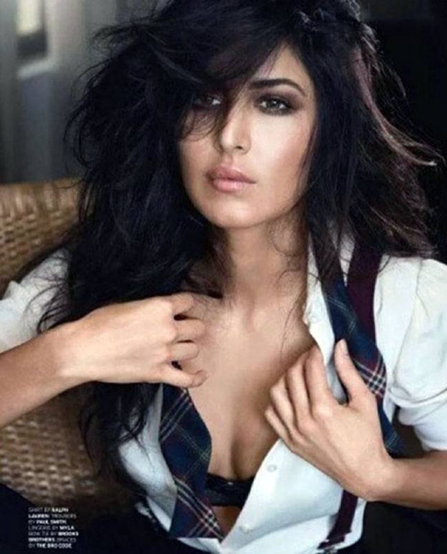 क्या आपने कटरीना कैफ का ये नया ब्लैक एंड बोल्ड अवतार देखा?