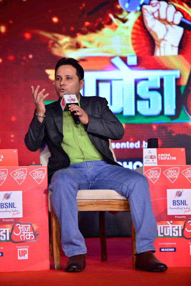 Agenda15: तस्वीरों में देखें एजेंडा आजतक 2015 का दूसरा दिन