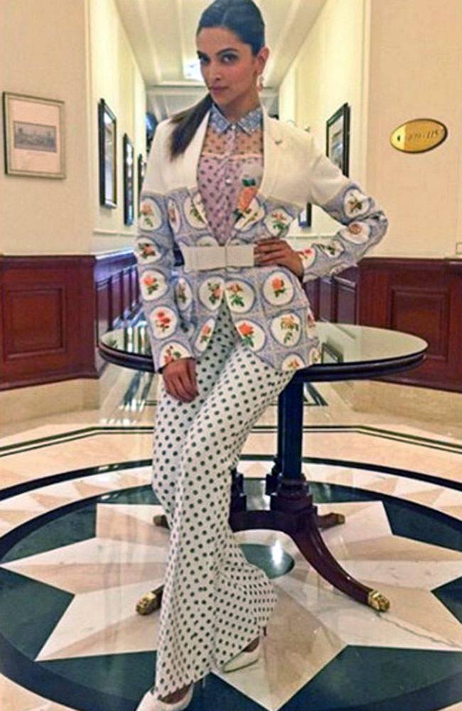 स्टाइल हो तो दीपिका पादुकोण जैसा