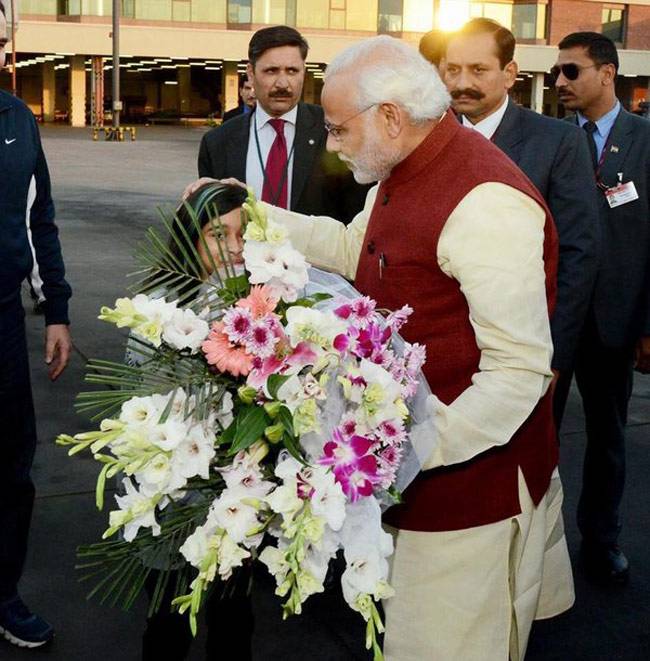 PM मोदी और नवाज शरीफ का 'याराना'