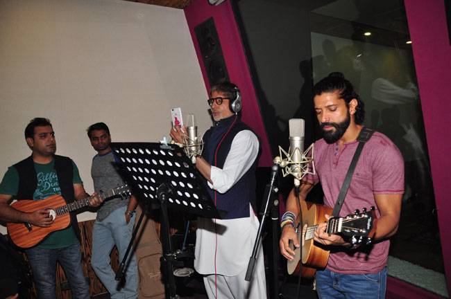 'वजीर' के लिए अमिताभ, फरहान ने रिकॉर्ड किया गाना