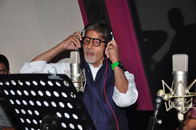 'वजीर' के लिए अमिताभ, फरहान ने रिकॉर्ड किया गाना