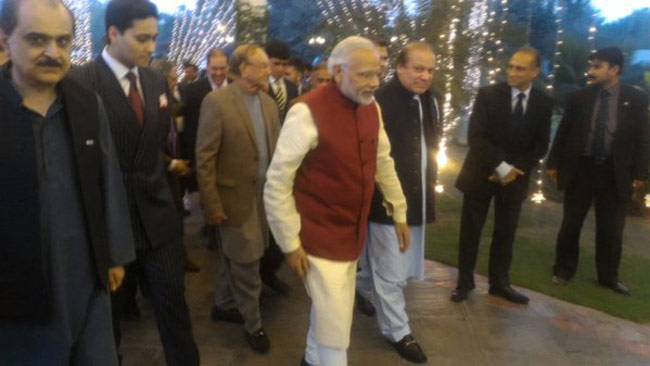 PM मोदी और नवाज शरीफ का 'याराना'