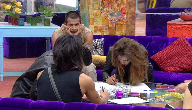 बिग बॉस के घर मनाया गया सलमान का 50वां बर्थडे...