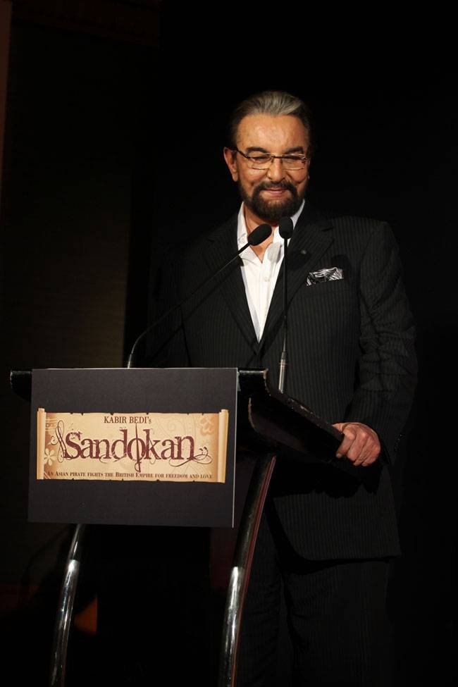 अनिल कपूर और कबीर बेदी ने लॉन्च की इटैलियन टीवी सीरीज की DVD