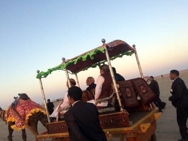 यूं गुजरी कच्छ के रण में PM मोदी की एक शाम