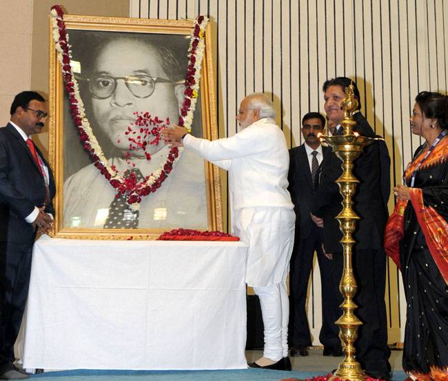 जब दलित सम्मेलन में पहुंचे प्रधानमंत्री मोदी हुए भावुक