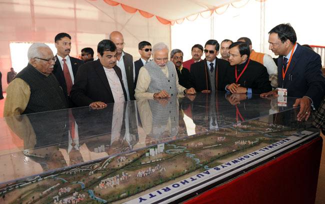 नोएडा आए PM मोदी ने दिया नए साल का तोहफा