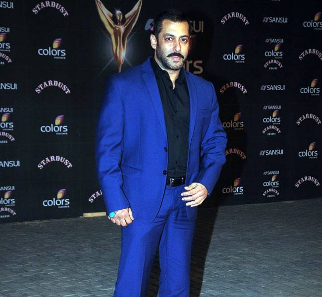 STARDUST AWARDS 2015: इस शाम कुछ ऐसे नजर आए बॉलीवुड स्टार्स...