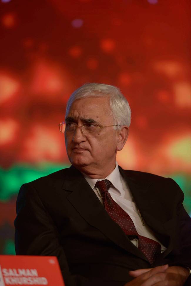 Agenda15: असदुद्दीन ओवैसी बोले, 'दंगे कराने में सरकार की मास्टरी है'