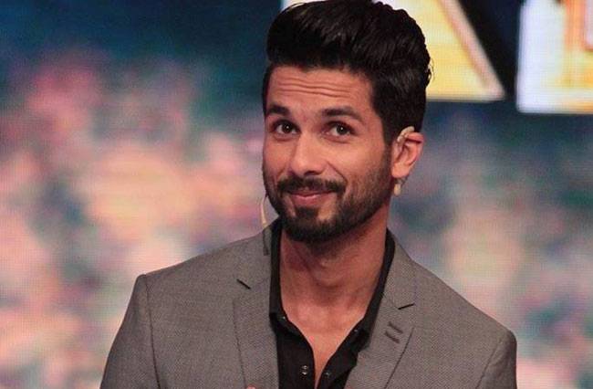 साल 2015 में इन बॉलीवुड सितारों ने किया टीवी पर डेब्यू