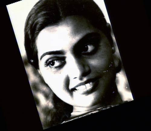 डर्टी पिक्चर की सिल्‍क का आज है बर्थडे | द. अभिनेत्रियों का जलवा