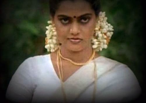 डर्टी पिक्चर की सिल्‍क का आज है बर्थडे | द. अभिनेत्रियों का जलवा