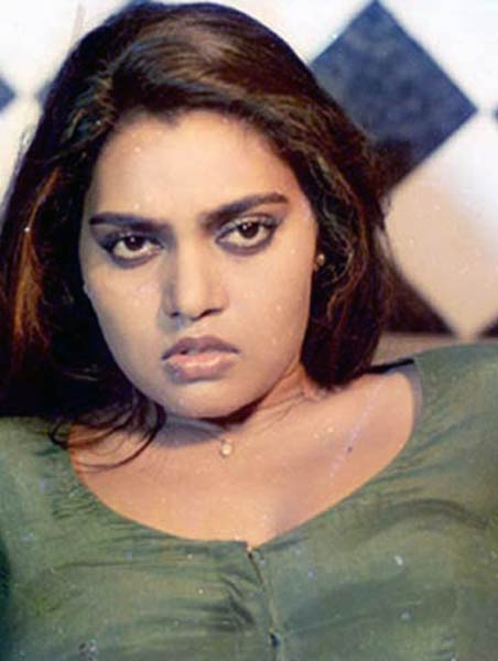 डर्टी पिक्चर की सिल्‍क का आज है बर्थडे | द. अभिनेत्रियों का जलवा