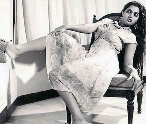 डर्टी पिक्चर की सिल्‍क का आज है बर्थडे | द. अभिनेत्रियों का जलवा