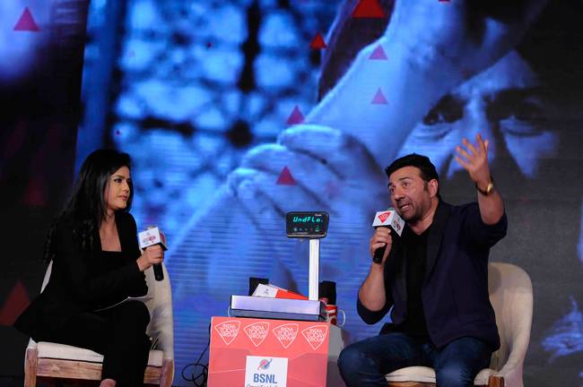 Agenda15‬: 'यारा ओ यारा' गाने पर थिरके सनी देओल