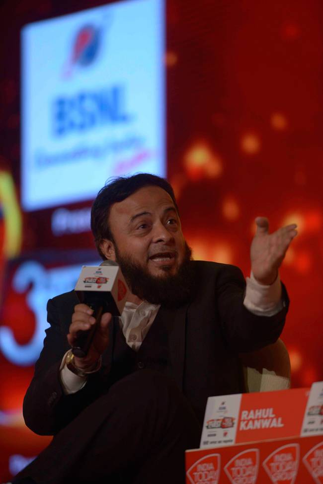 Agenda15: असदुद्दीन ओवैसी बोले, 'दंगे कराने में सरकार की मास्टरी है'