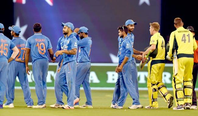 कोहली का शतक भी गया बेकार, टीम इंडि‍या ने गंवाई वनडे सीरीज