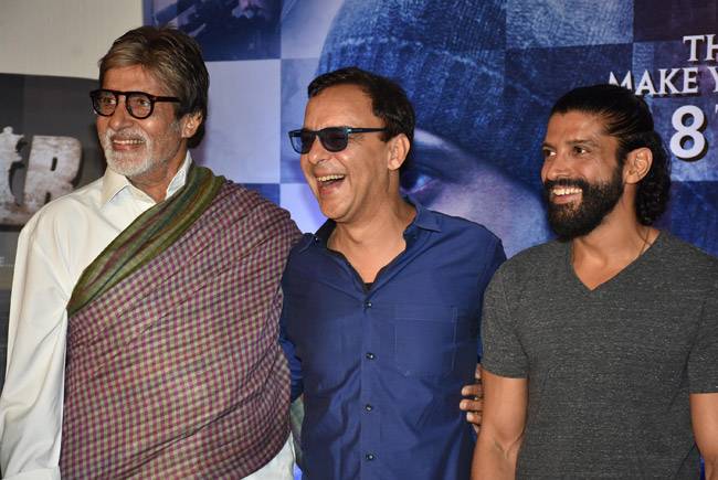 Pics: इस अंदाज में नजर आए 'वजीर' के सितारे