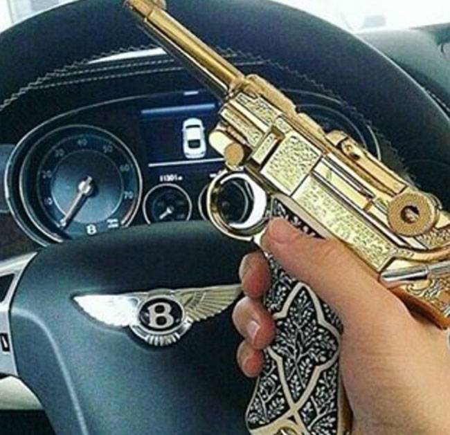 इस तरह आलीशान जिंदगी जीता है दुनिया का सबसे कुख्यात ड्रग्स तस्कर