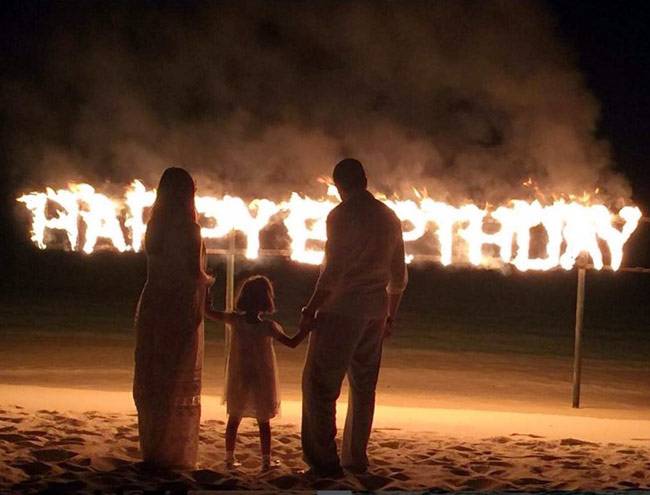 समंदर के बीच बच्चन परिवार ने मनाया अभिषेक का बर्थडे