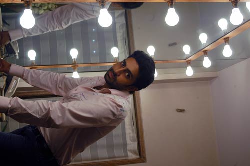 समंदर के बीच बच्चन परिवार ने मनाया अभिषेक का बर्थडे