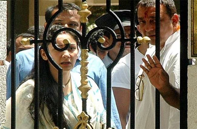 जेल से रिहा होने से पहले ही सोशल मीडिया पर छाए संजय दत्त