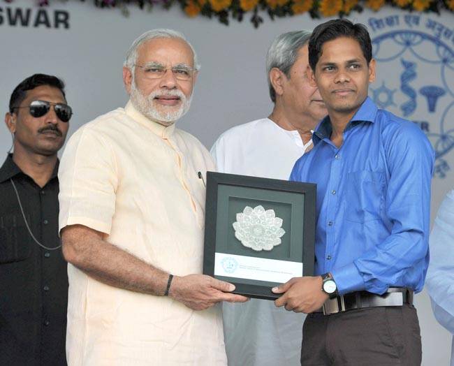 तस्वीरों में देखें PM मोदी का ओडिशा दौरा