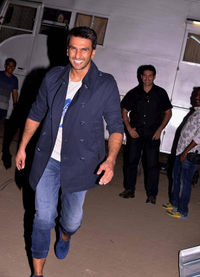 Celeb Spotting: 'कपूर एंड संस' के प्रमोशन में जुटे आलिया-सिद्धार्थ