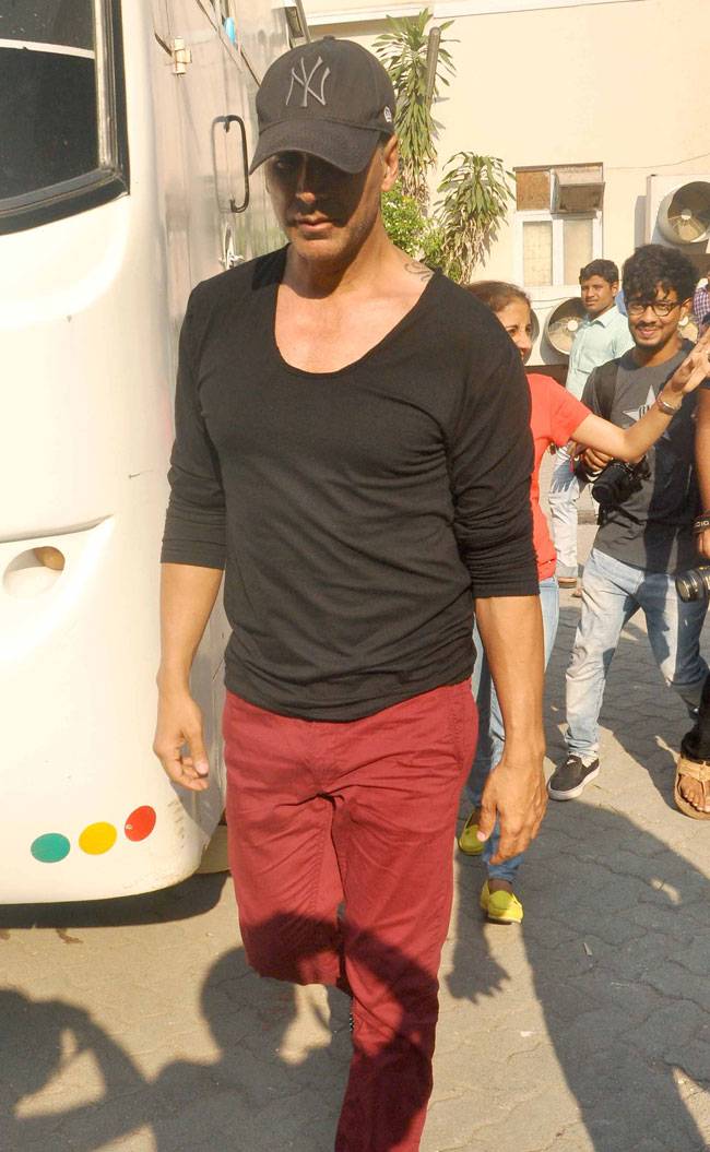 Celeb Spotting: कैमरे में कैद हुए ये सितारे...