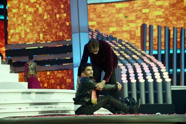 जब अनिल कपूर ने छुए अमिताभ बच्चन के पांव