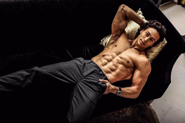 बर्थडे बॉय टाइगर श्रॉफ के बारे में जानें ये खास बातें