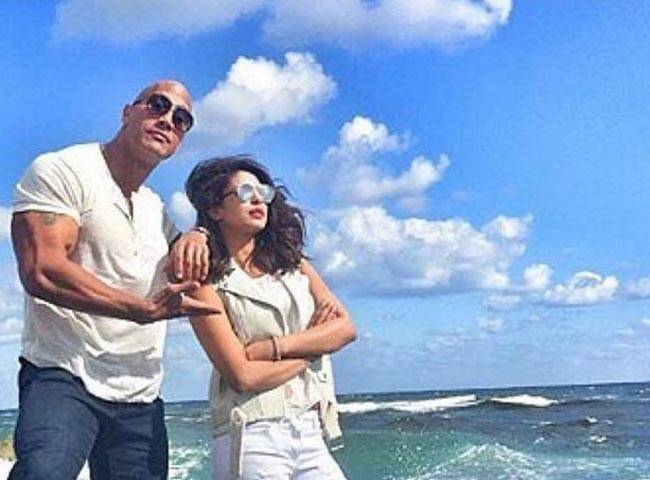 हॉलीवुड फिल्म 'बेवॉच' में कहर ढाने के लिए तैयार प्रियंका