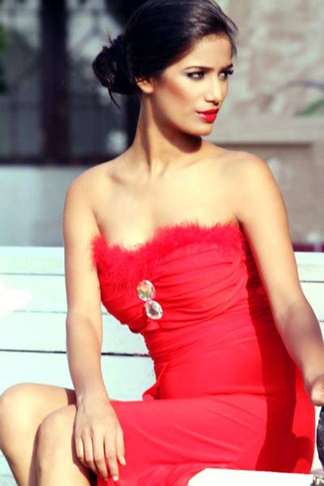 B'day गर्ल पूनम पांडे जानें किन बातों के लिए हैं मशहूर...