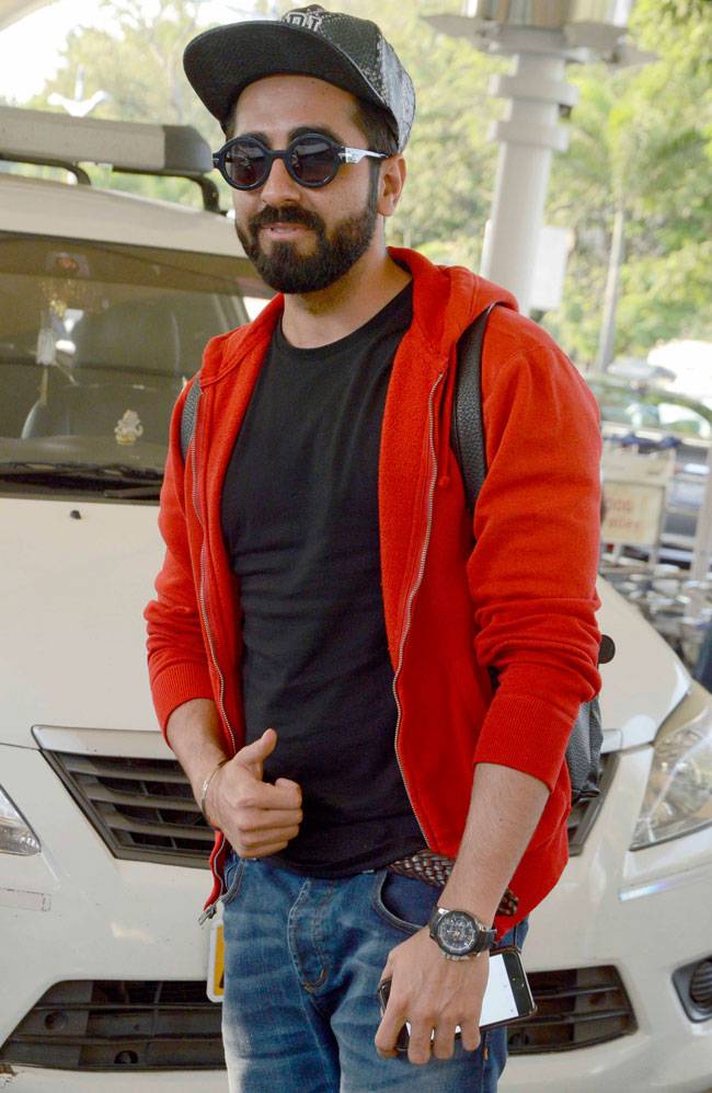 Celeb Spotting: बिपाशा-करण की लेट नाइट ड्राइव मस्ती, तो कुछ पर फिल्म प्रमोशन की ड्यूटी