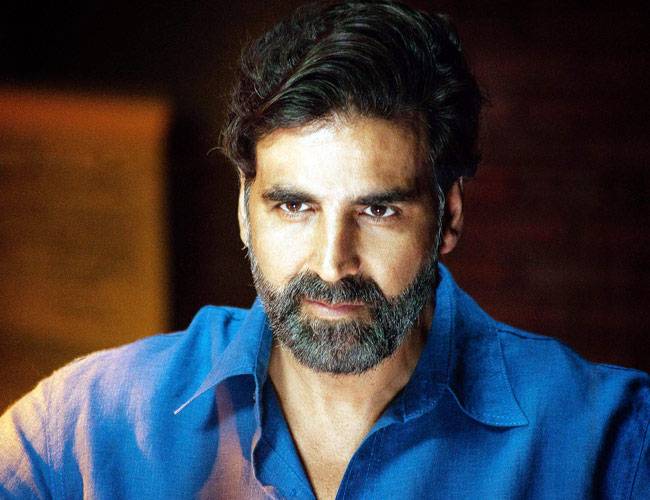 अक्षय और सलमान के अलावा इन सितारों ने भी बदले हैं अपने नाम