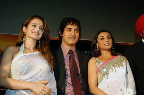 बॉलीवुड के 'परफेक्शनिस्ट' आमिर खान को जन्मदिन मुबारक