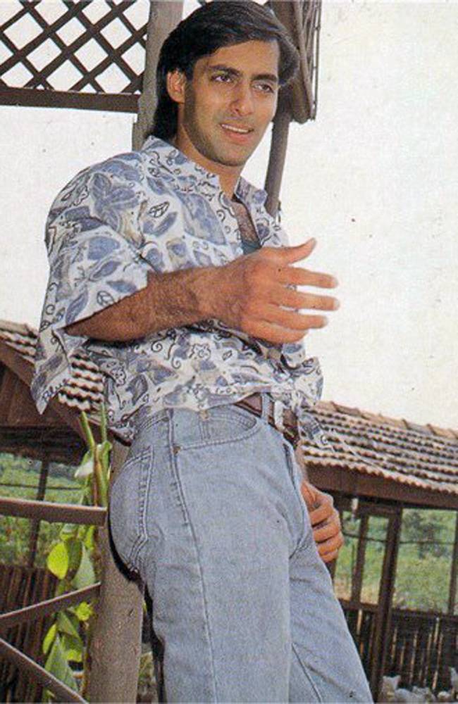 सलमान खान का Old school एलबम देखा आपने?