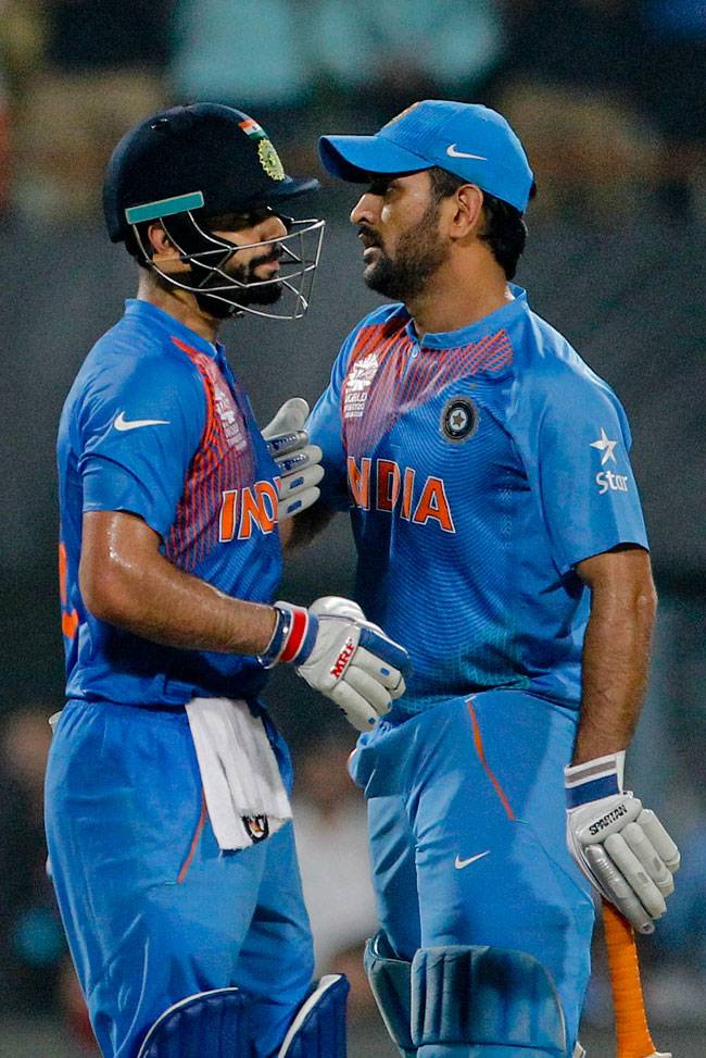 चेजडाउन किंग कोहली की जबरदस्त बैटिंग, भारत ने पाक को 6 विकेट से हराया