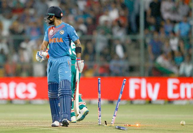 अंतिम गेंद पर भारत की जीत