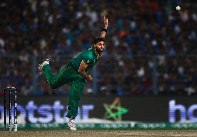 चेजडाउन किंग कोहली की जबरदस्त बैटिंग, भारत ने पाक को 6 विकेट से हराया