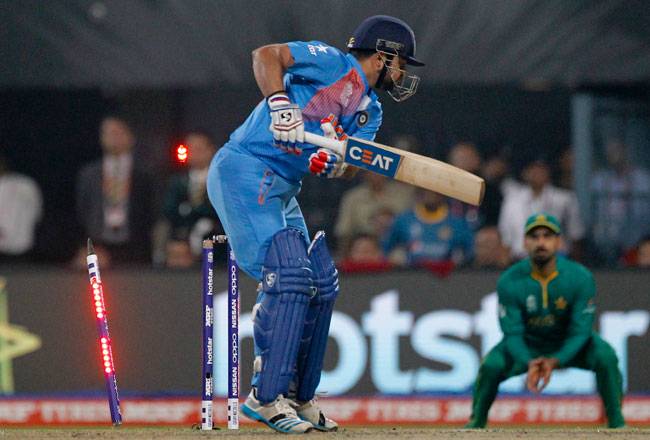 चेजडाउन किंग कोहली की जबरदस्त बैटिंग, भारत ने पाक को 6 विकेट से हराया