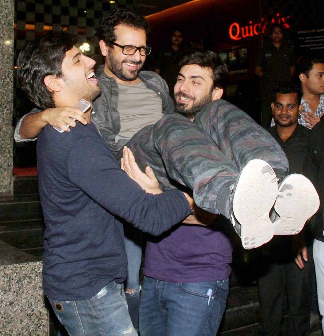 Celeb Spotting: सिद्धार्थ-फवाद स्क्रीनिंग पर तो रणबीर पहुंचे करण के घर