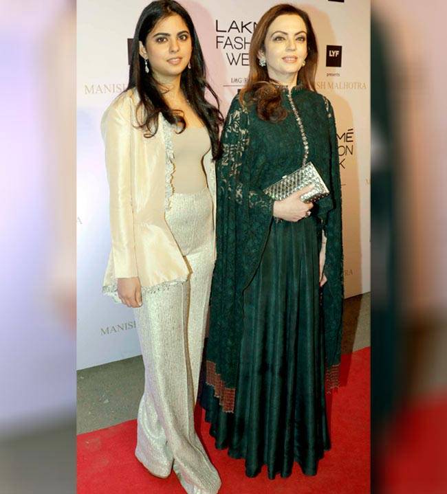 #LFW16 रैंप पर छाए सितारें