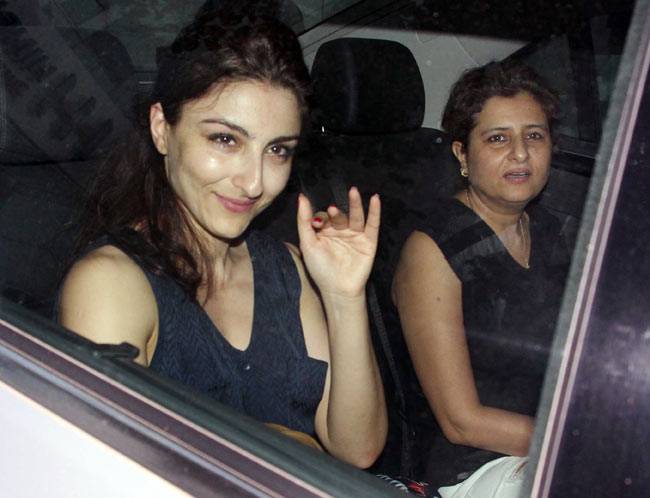 अर्पिता से मिलने अस्पताल पहुंची सलमान की एक्स गर्लफ्रेंड