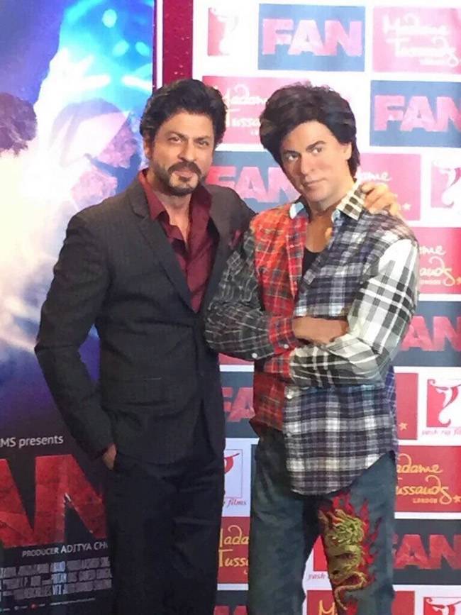 मैडम तुसाद में शाहरुख के वैक्स स्टैच्यू का 'फैन' मेकओवर