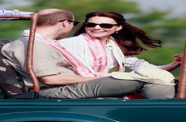 प्रिंस विलियम और केट ने काजीरंगा नेशनल पार्क में की जंगल सफारी