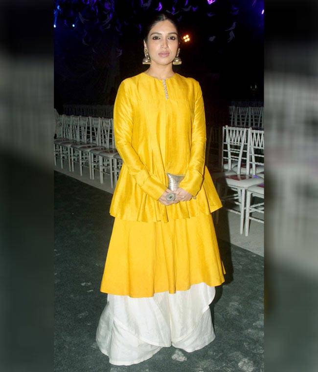 #LFW16 रैंप पर छाए सितारें