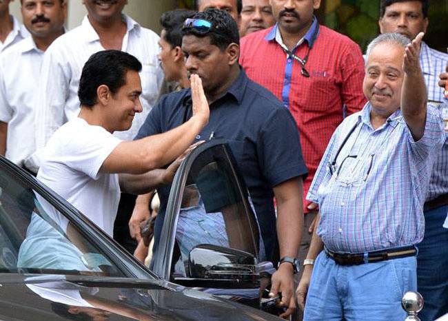 जब दिलीप कुमार और सायरा बानो से मिलने पहुंचे आमिर खान