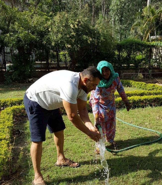 दिल्ली में यूलिया वंतूर संग सलमान का चिल आउट?